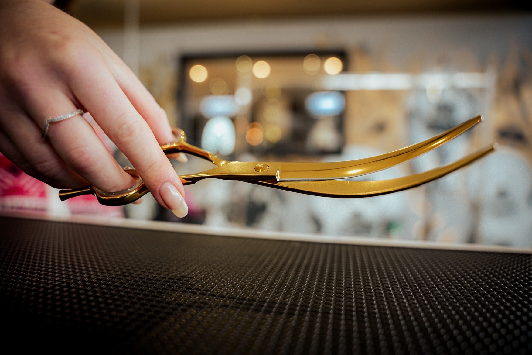 Gold Artisan Super Curved Shears - Gold Dog Grooming Scissors - Pewtner Grooming Supplies