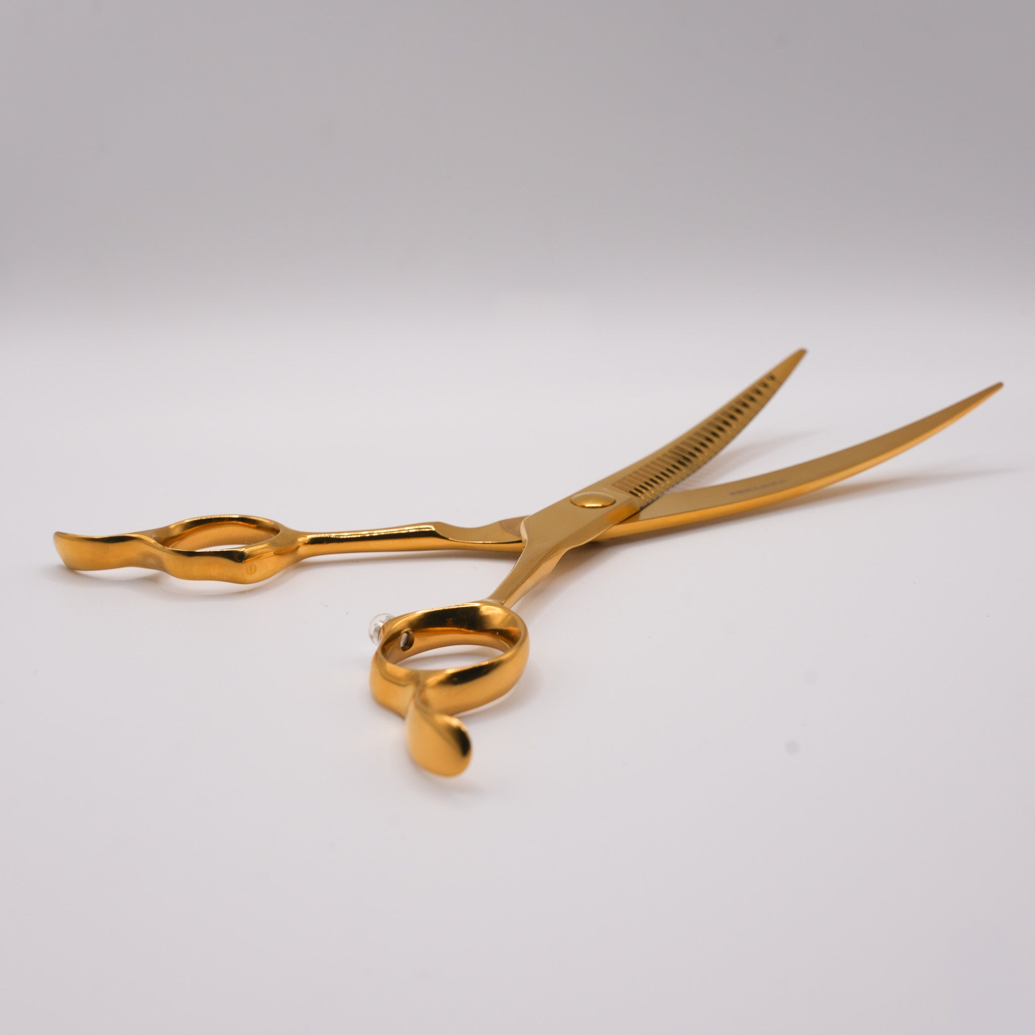 Pewtner Aurelia Gold 7" Curved Scissors - Pewtner Grooming Supplies