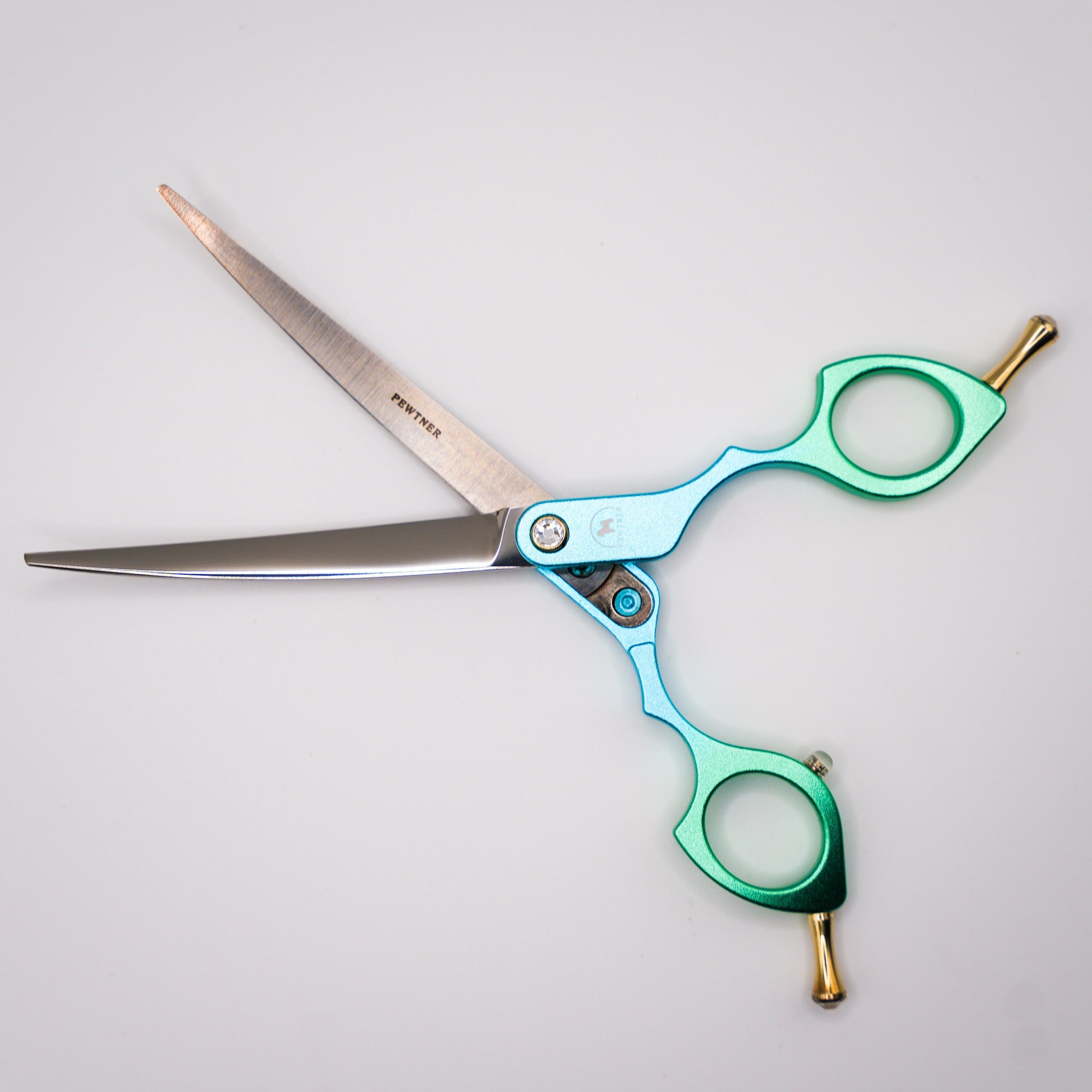 Pewtner SoraCurves 6.5" – Precision in Motion - Pewtner Grooming Supplies