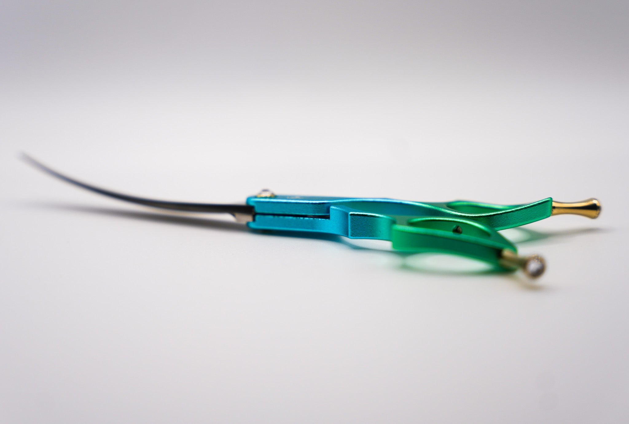 Pewtner SoraCurves 6.5" – Precision in Motion - Pewtner Grooming Supplies