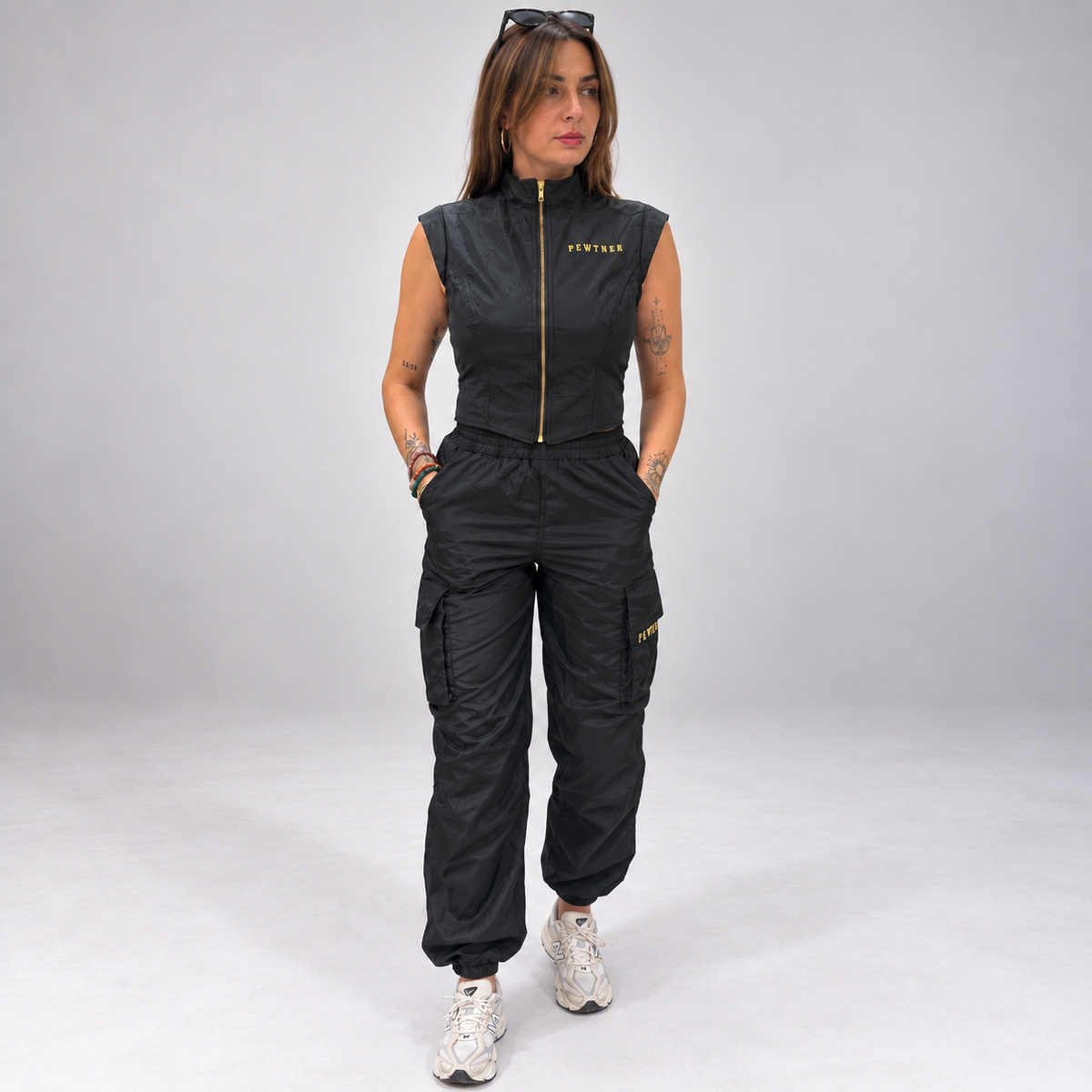 Mini Pewtunic™ – Women’s Dog Grooming Tunic