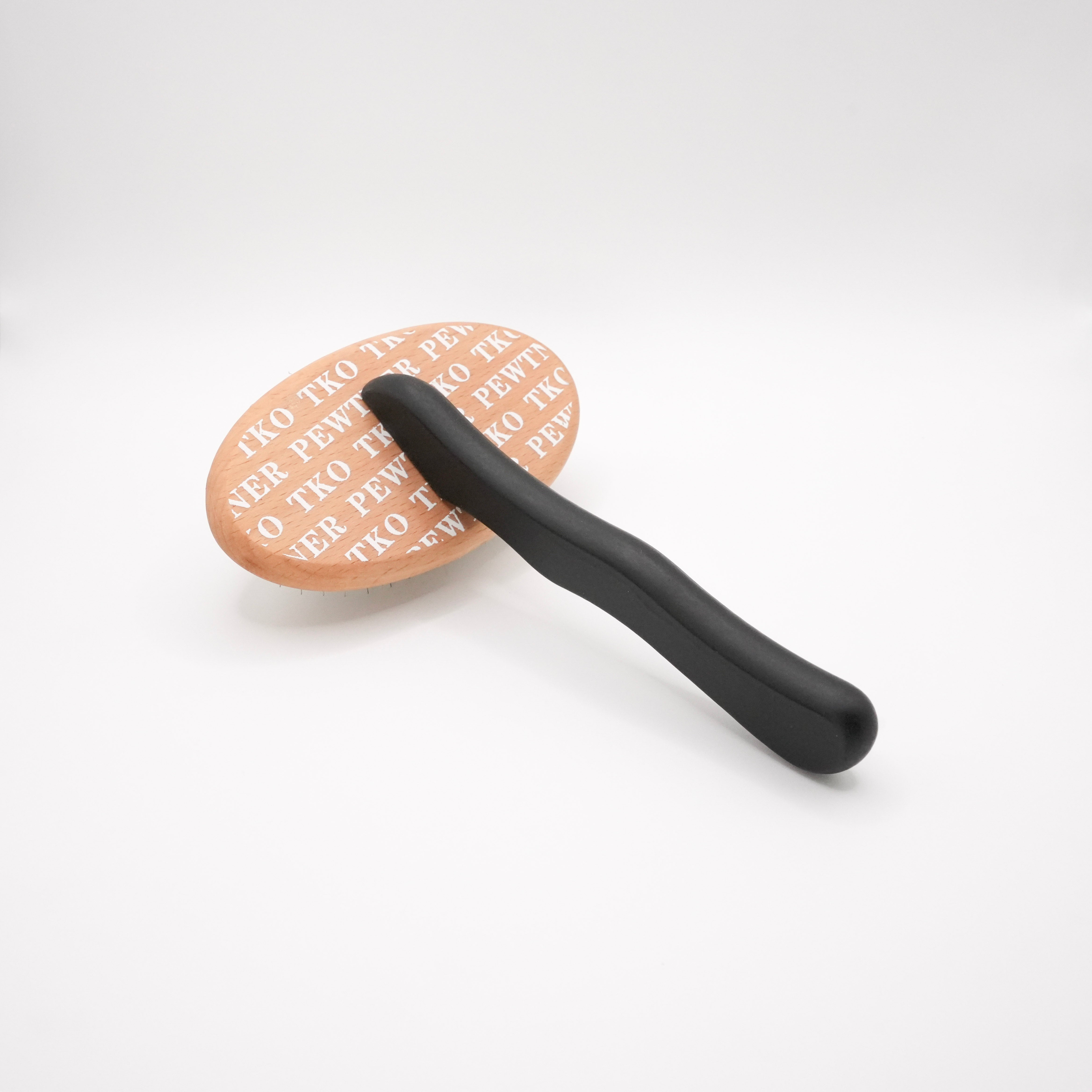 The Pewtner Puff & Fluff Brush - Pewtner Grooming Supplies